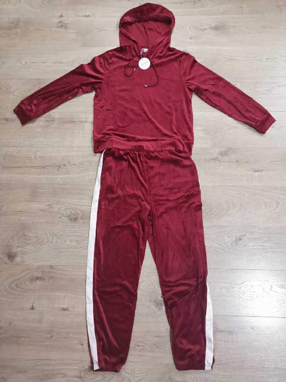 Damski dres sportowy treningowy jogging biegania miękki materiał L