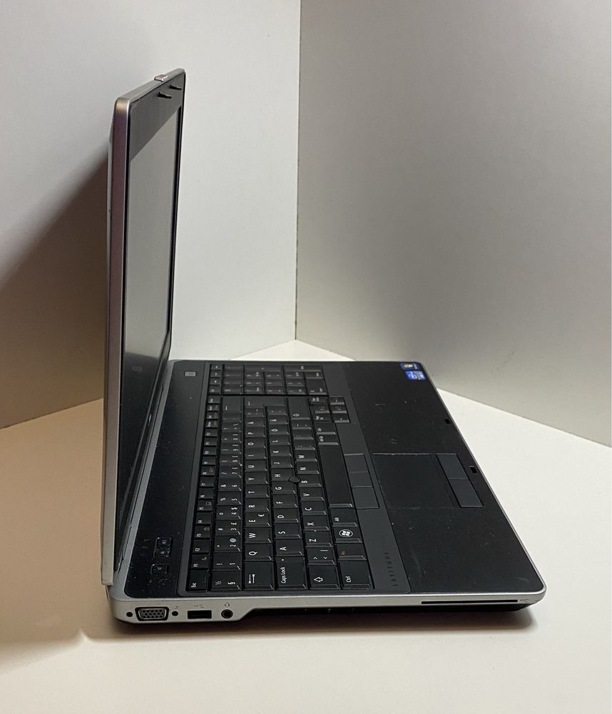 Dell Latitude E6530 15.6” 8/120GB SSD/ і7-3520/ ідеальний для навчання