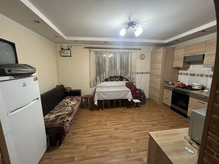 Кімната з євроремонтом у приватному будинку — вул. Шевченка, 87