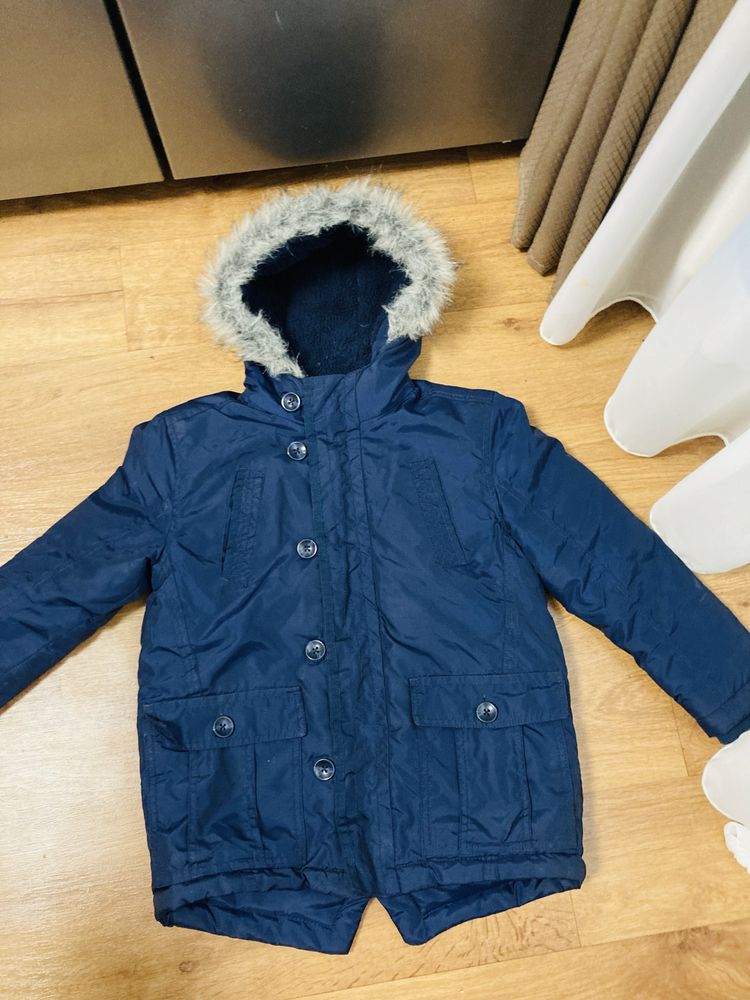 Зимняя куртка парка курточка на мальчика 7 8 лет