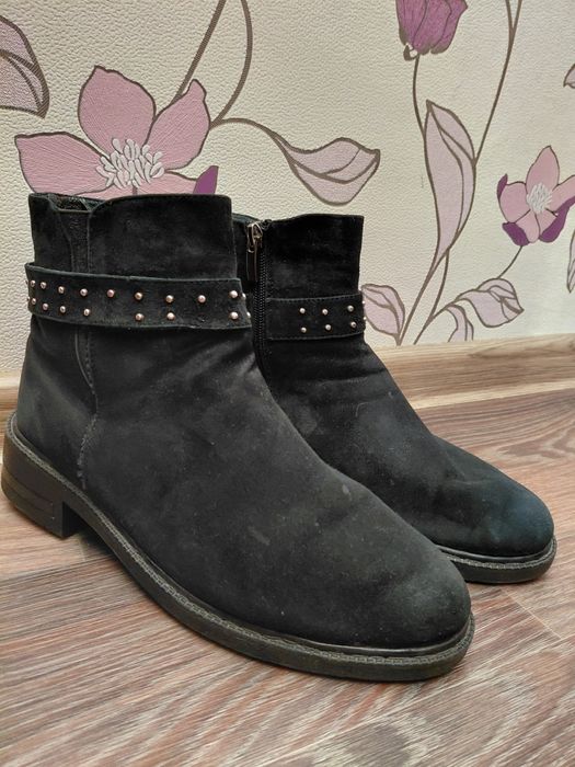 Женские ботинки Mida