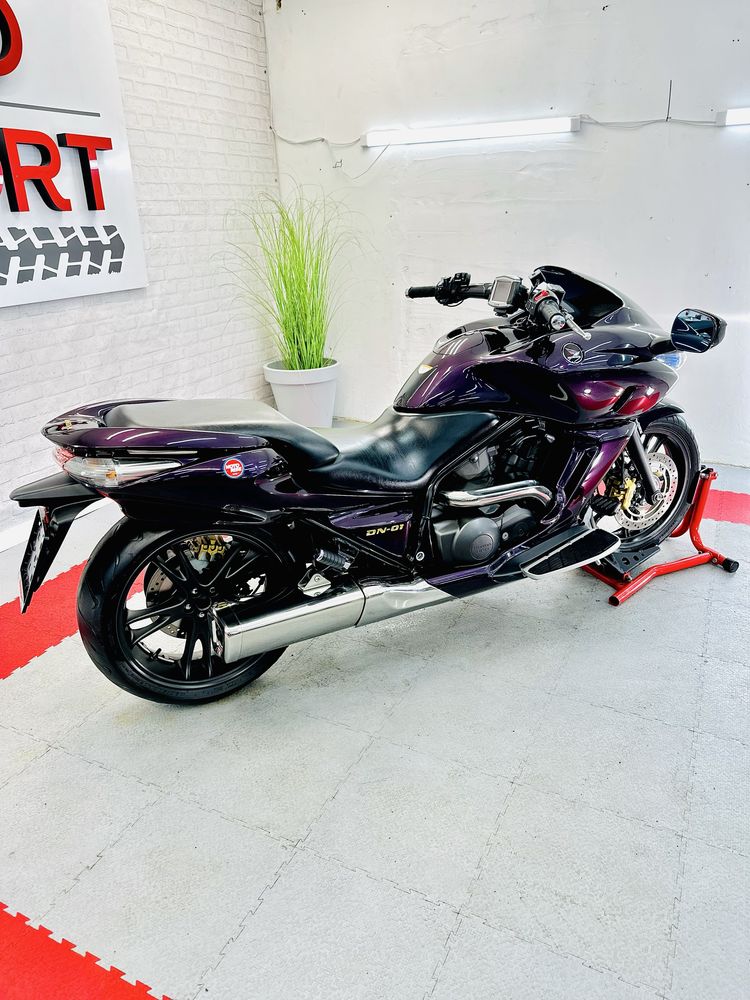 мотоцикл Honda DN-01 ABS АВТОМАТ з Японії+ є доставка