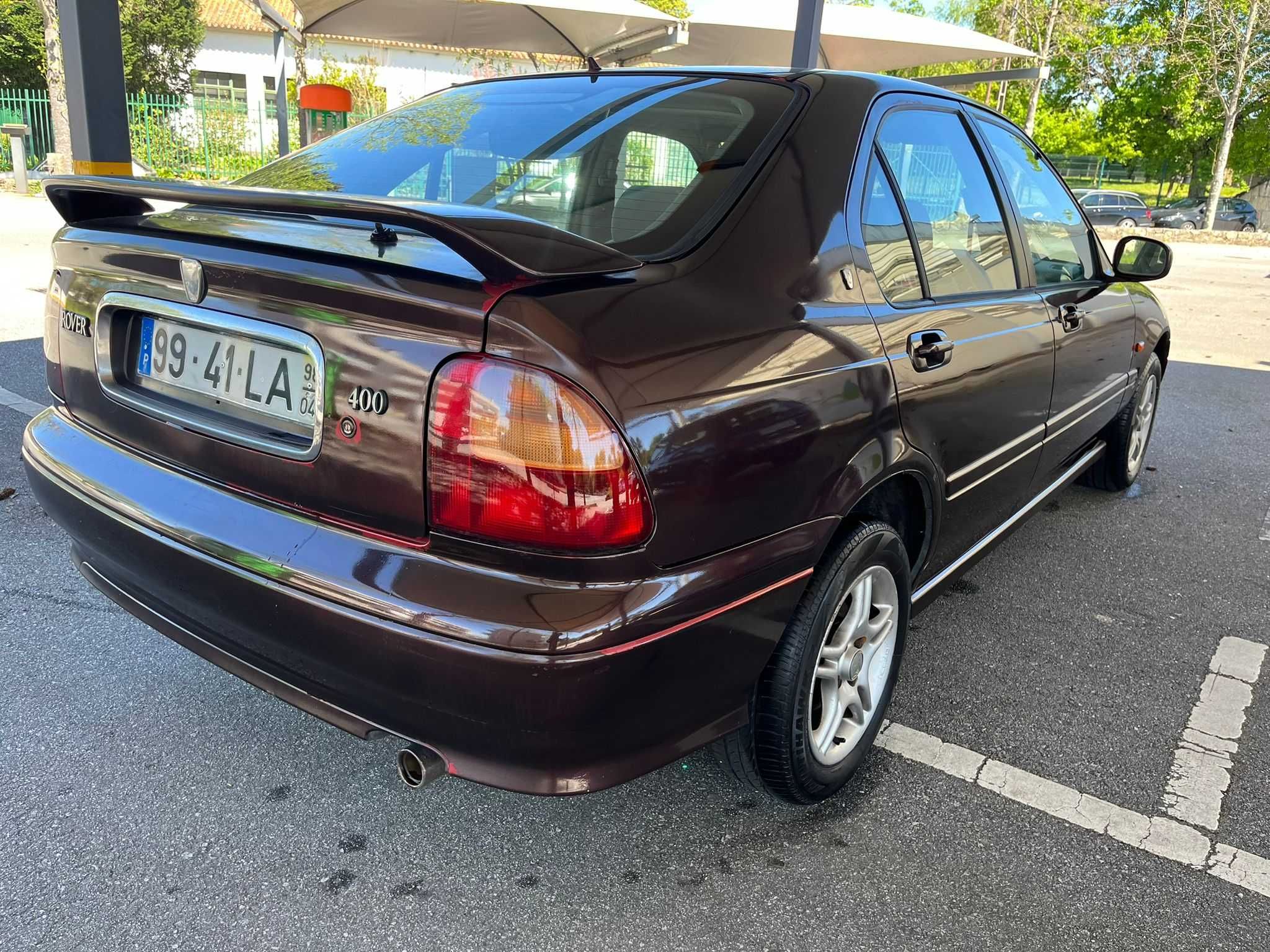 Rover 400 com 50 mil km rodados.