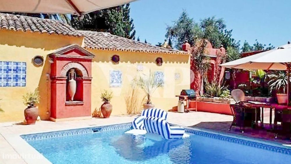 Fantástica quinta recentemente remodelada com traços tradicionais em S