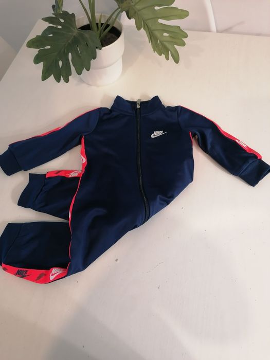 Nike fato de treino de bebé como novo