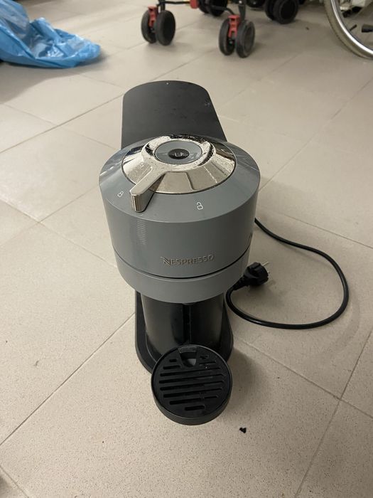 maquina nespresso vertue pop