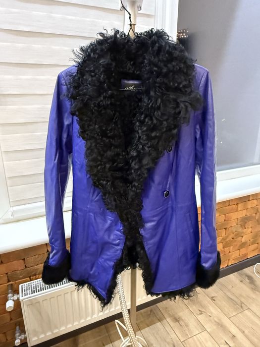 Продам дубленку кожану на овчині