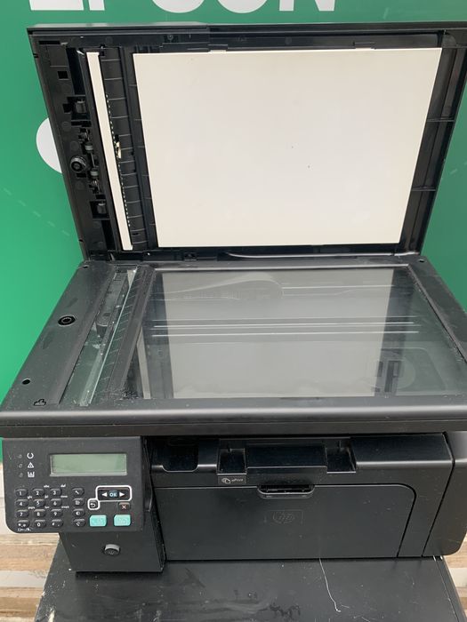 Лазерне МФУ з мережею та автоподачею HP M1212nf MFP