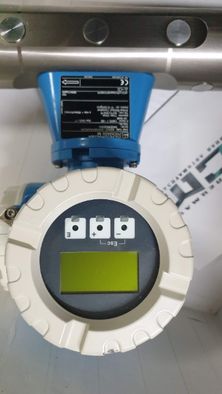 Масcовый (кориолисовый) расходомер DN25 Endress+Hauser Promass 80M25