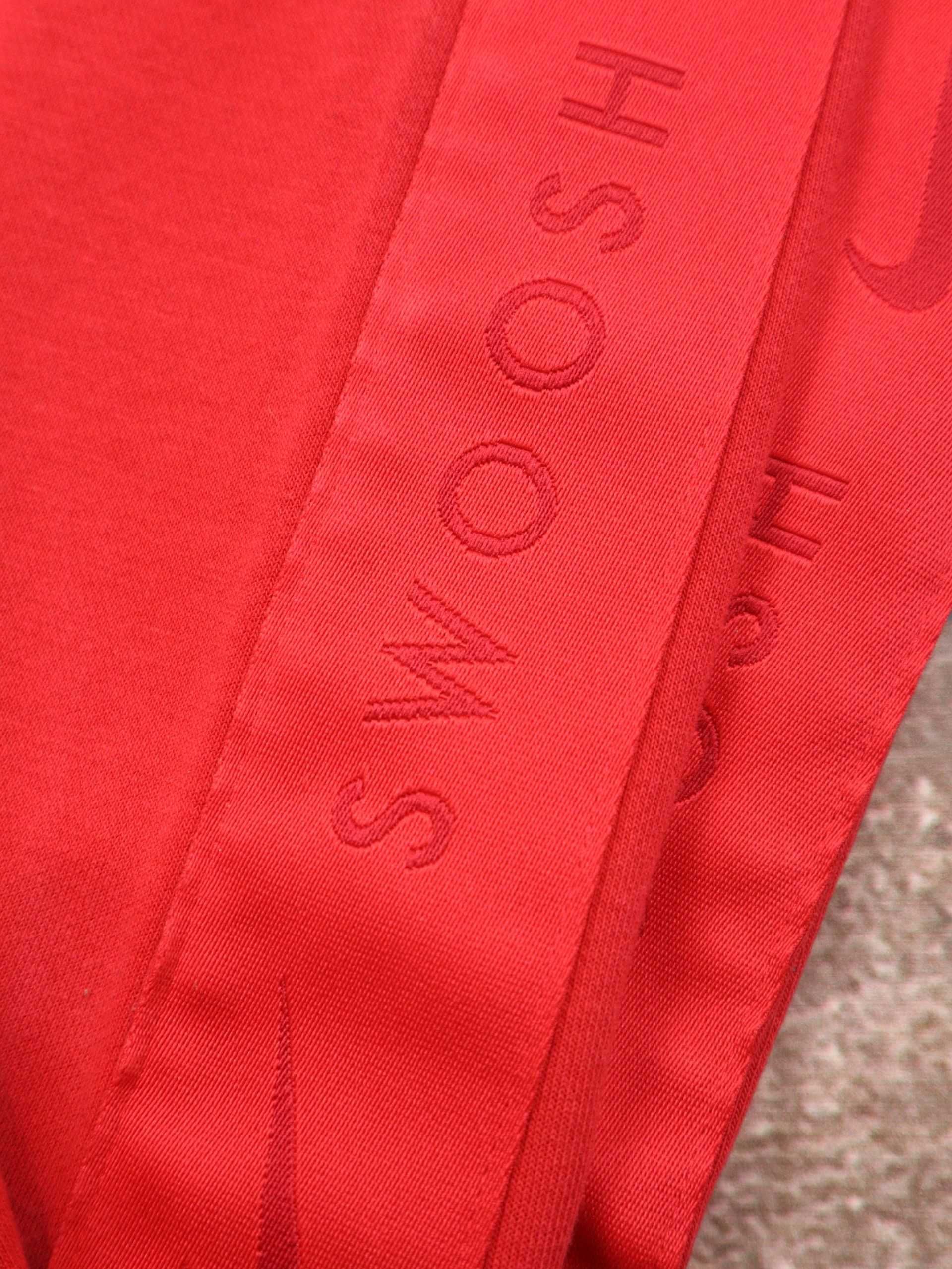 Nike Swoosh Czerwone spodnie dresowe dresy ze ściągaczem bawełniane