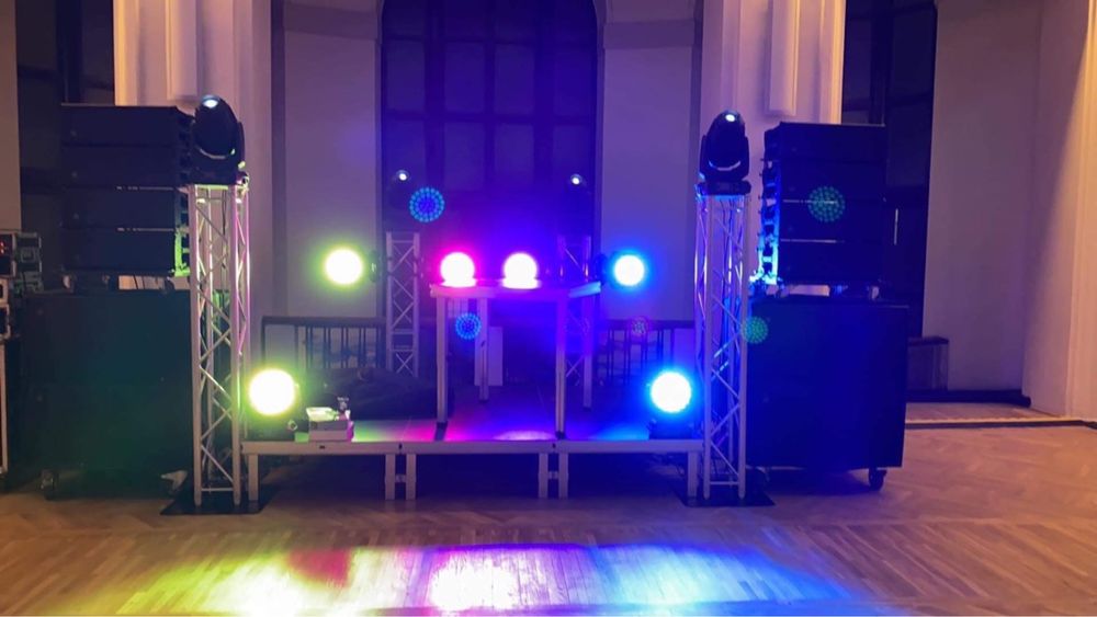 Organizacja / nagłośnienie i oświetlenie / scena mobilna
