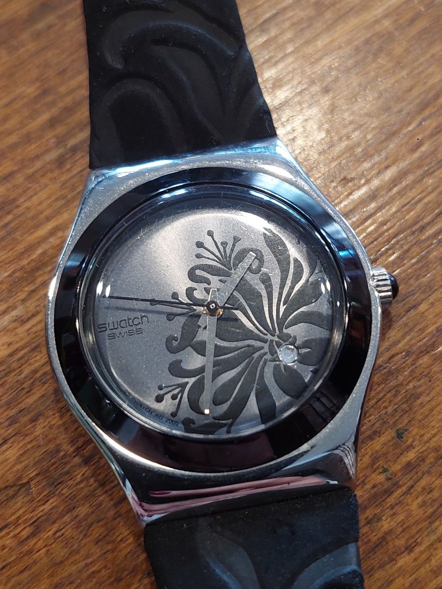 Swatch Iron Black Flower 2002 zegarek damski