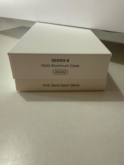 Apple Watch 6 - 40mm NOVO