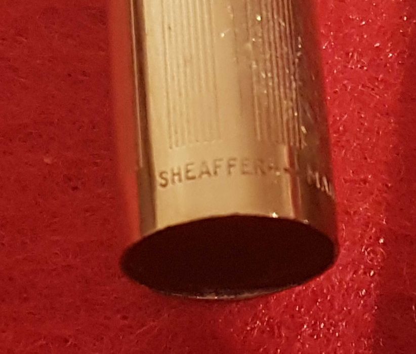 Caneta Sheaffer Imperial com aparo em Ouro