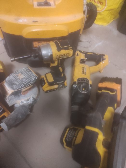 Zestaw narzędzi DeWalt całość
