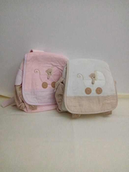 Mochila em veludo para bebé - Artigos NOVOS