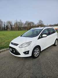 Ford Grand C-Max 2.0 TDI z 2015 roku – Przemyślany wybór dla rodziny