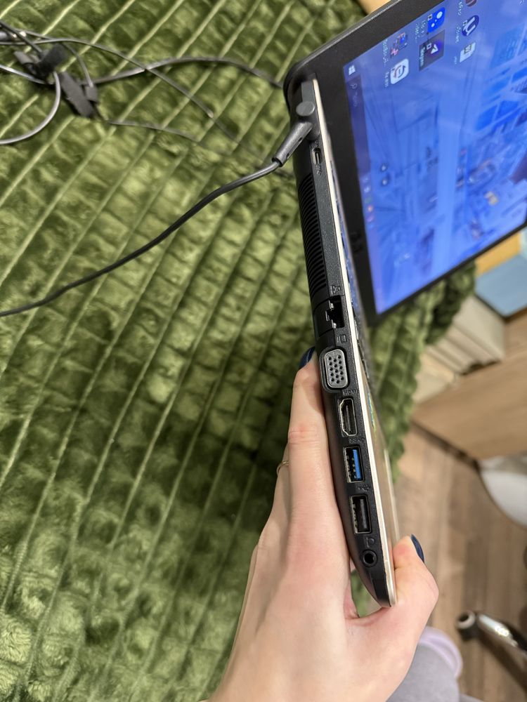 Ноутбук ASUS VivoBook Max 15,6 діагональ