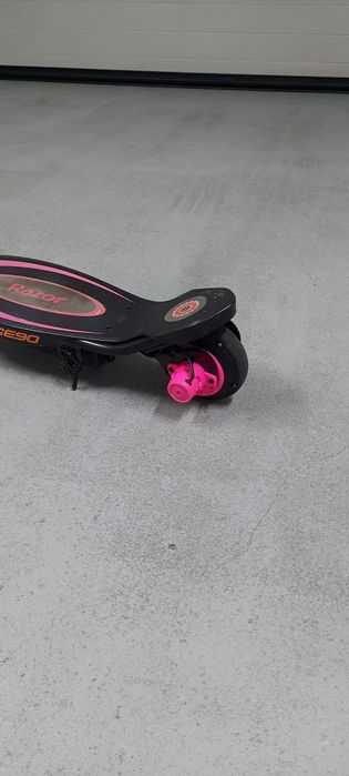 Hulajnoga elektryczna Razor dla dziewczynki