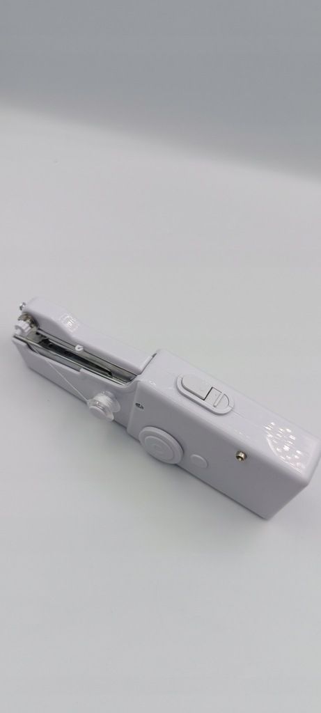 Maszyna do szycia ręczna przenośna mini na baterie Handy Stitch