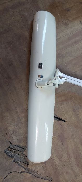 Sprzedam dwie lampy sprawne do salonu kosmetycznego