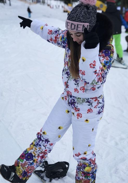 Продам лижний комбінезон жіночій