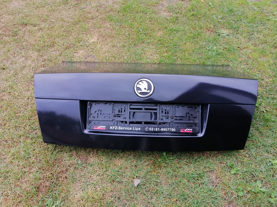 Klapa bagażnika Skoda Superb 1 kod 9910