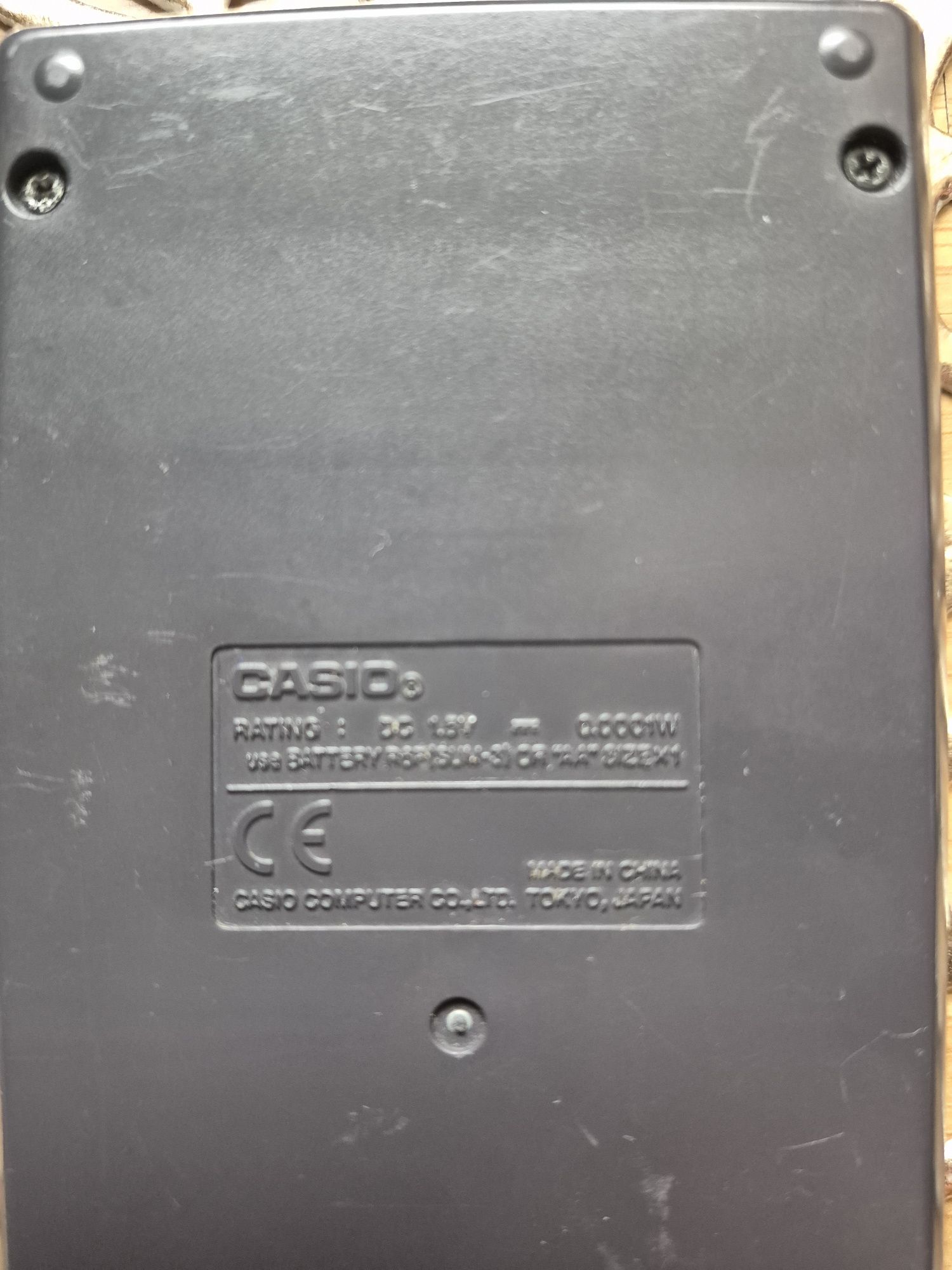 Kalkulator Casio fx-82TL