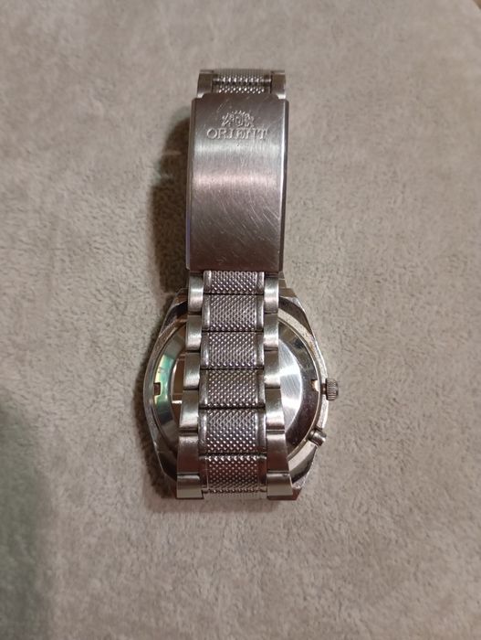 Продам часы Orient