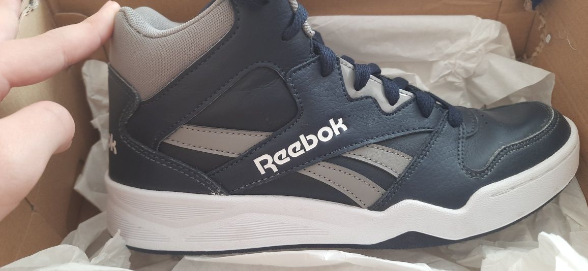 Кросівки Reebok..