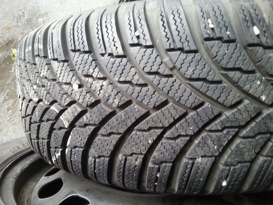 4 Koła oryginalne VW/Skoda 205/55R16 Zima jak nowe 2023rok.