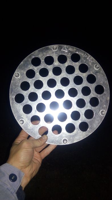 Пельменица, пельменниця, форма для приготування пельменів