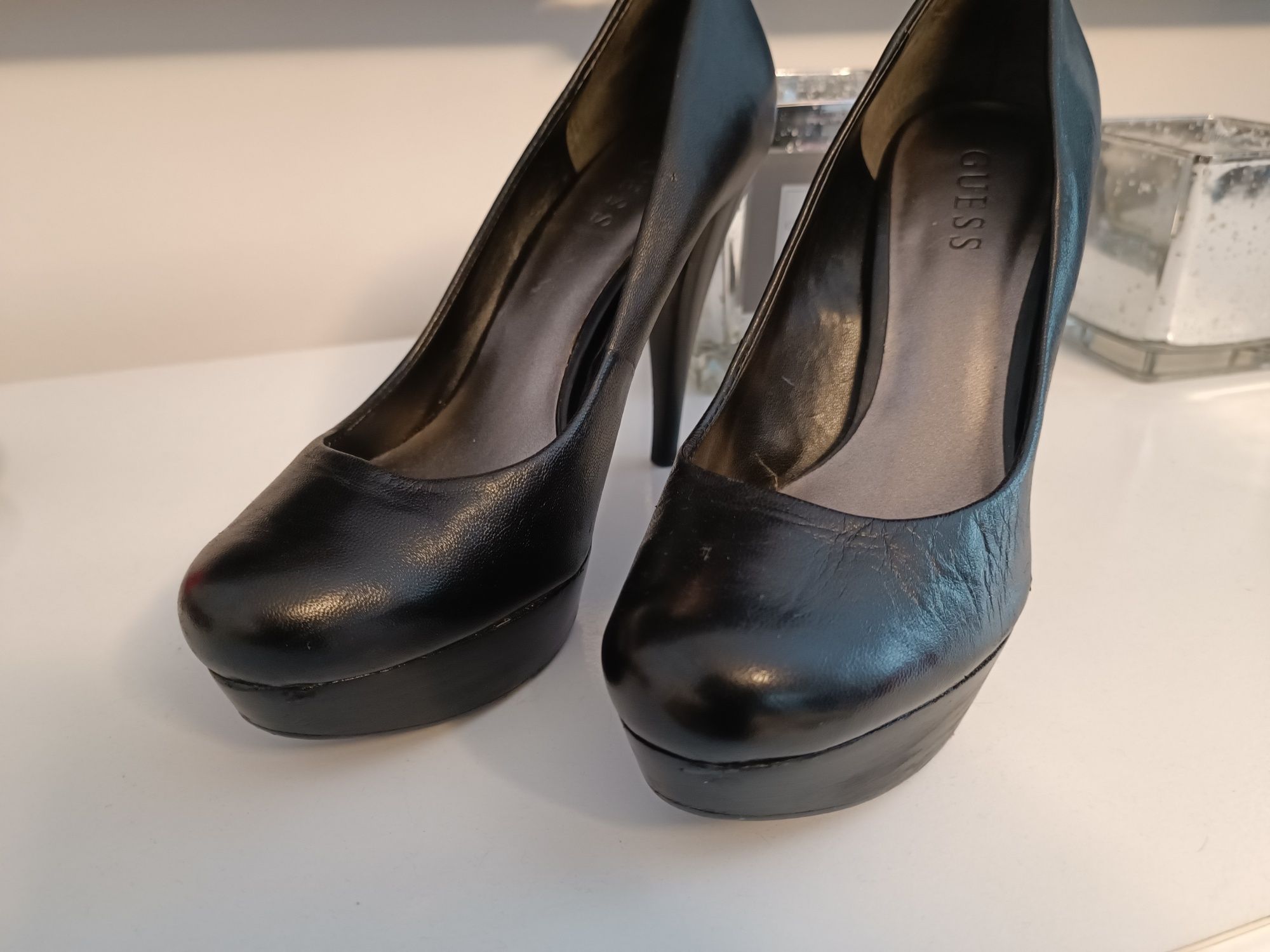 Guess Eleganckie Czarne Szpilki Koturn Obcas 11cm BDB- 38,5