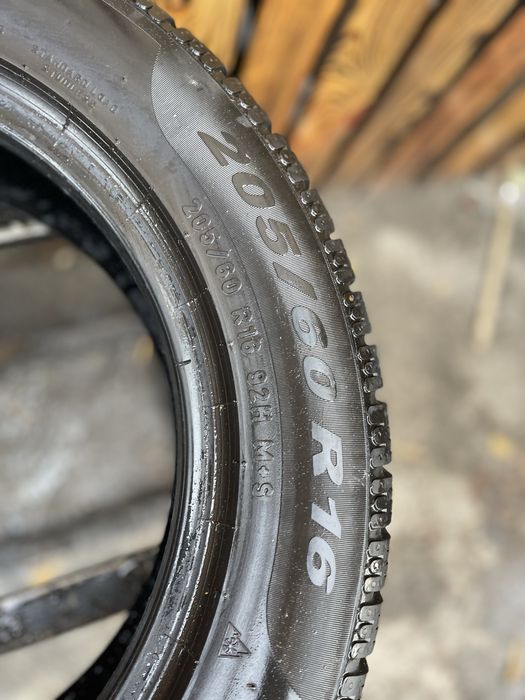 Шини 205/60 r16 Pirelli