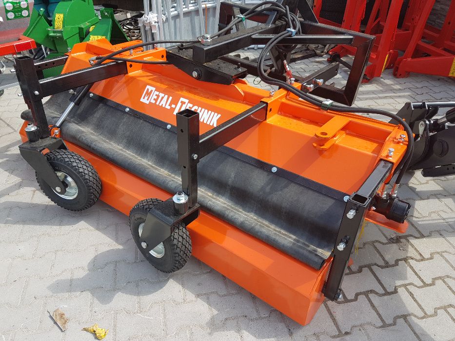 Zamiatarka 2,0m Metal Technik zaczep euro kosz hydraulicznie otwierany