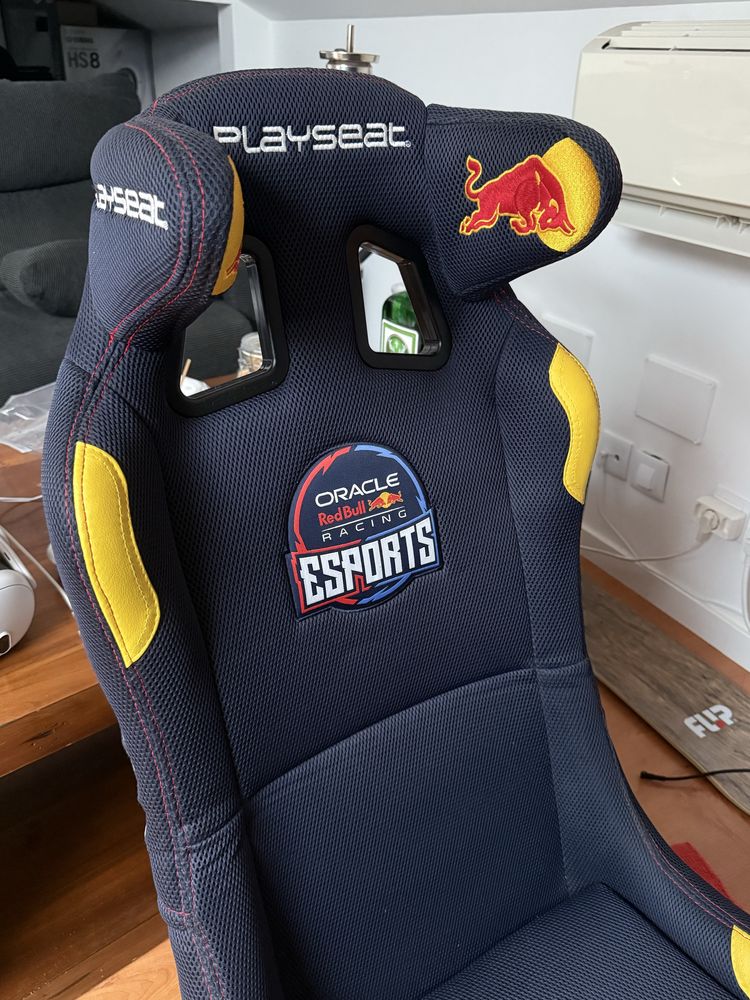 Simulador de corrida Red Bull (Ediçao Limitada)