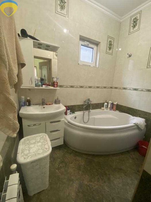 Продам отдельный дом в центре на ул. Разумовская