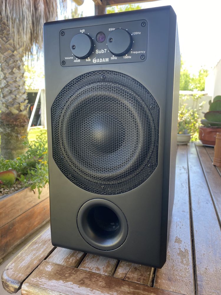 Subwoofer Adam Sub7