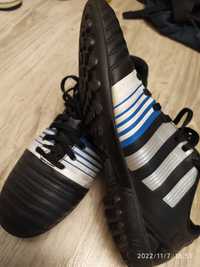 Buty piłkarskie adidas rozm. 40