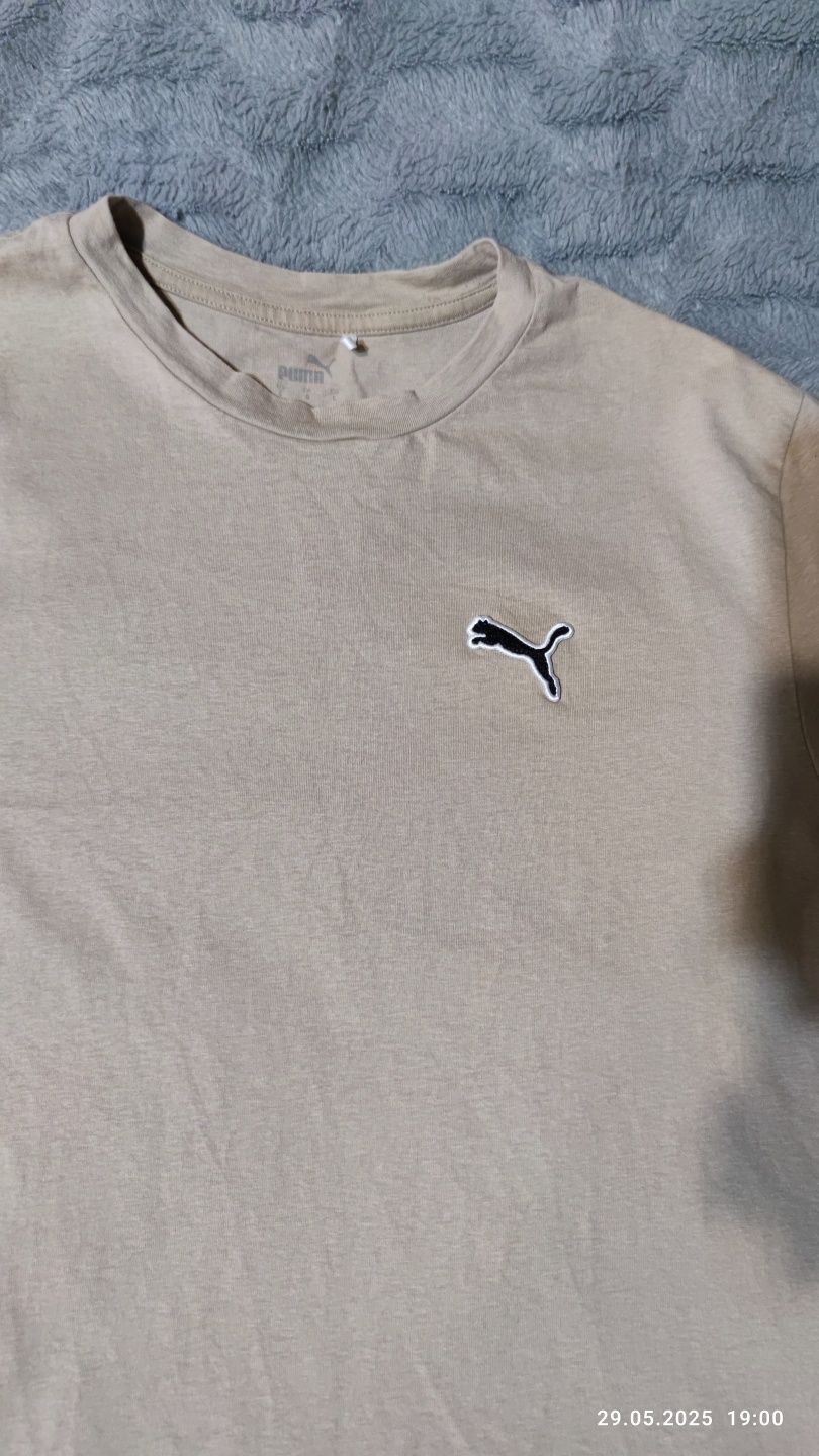 Продам чоловічу футболу Puma розмір L