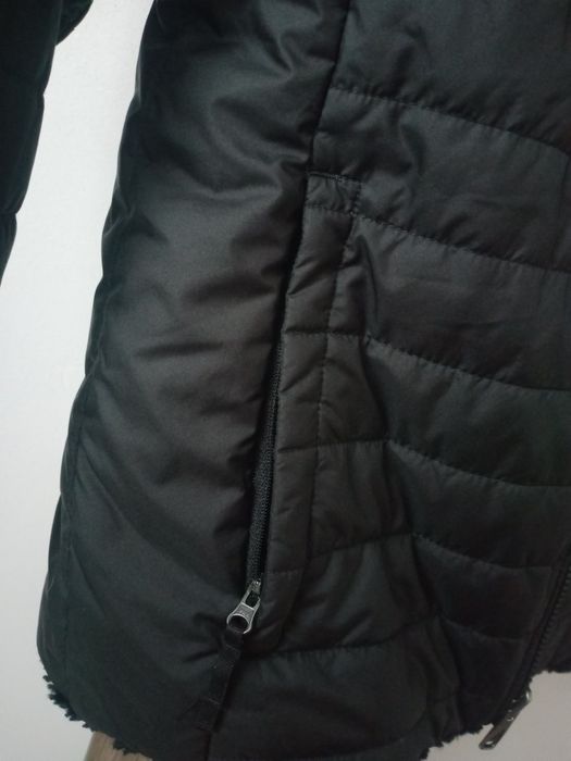 Kurtka damska ocieplana dwustronna futerko The North Face rozm. M