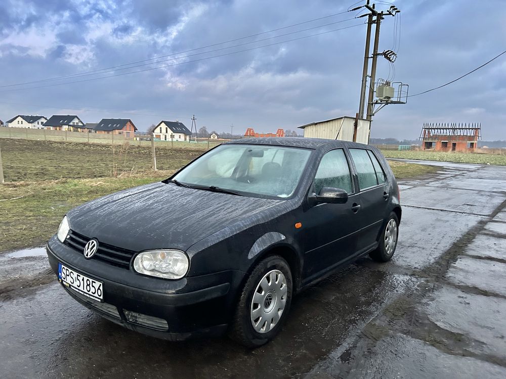 Volkswagen Golf IV 1.6 5drzwi, Sprawna Klima.