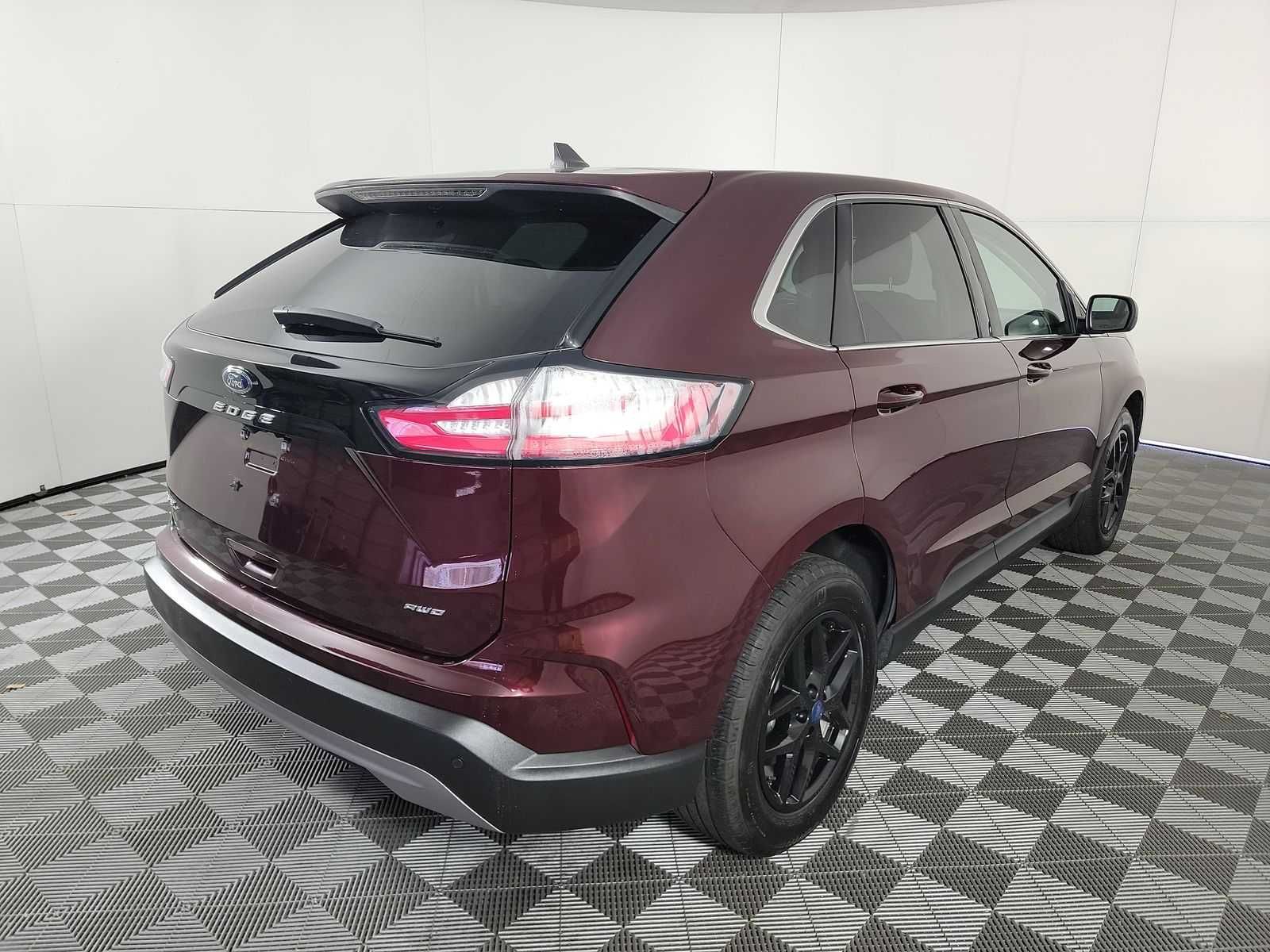 Ford Edge SEL 2021 року