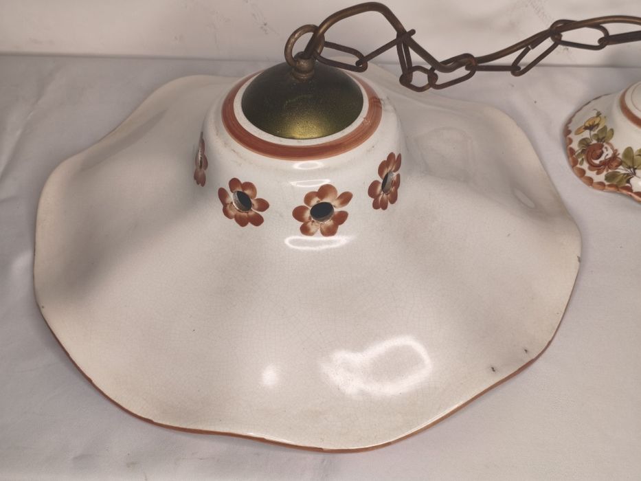 Lampa porcelanowa wisząca kuchenna w kwiaty żyrandol PRL DDR Retro