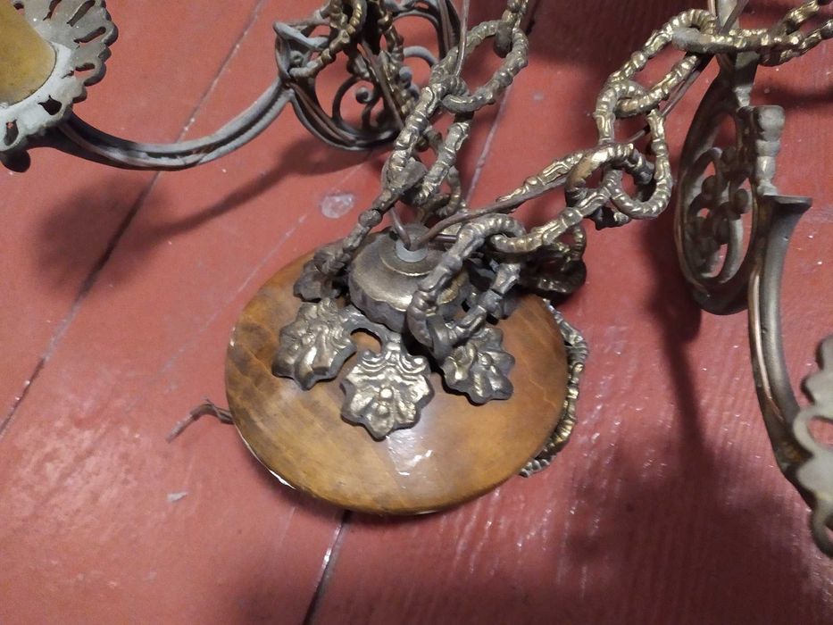 Stary mosiężny żyrandol 6 ramienny