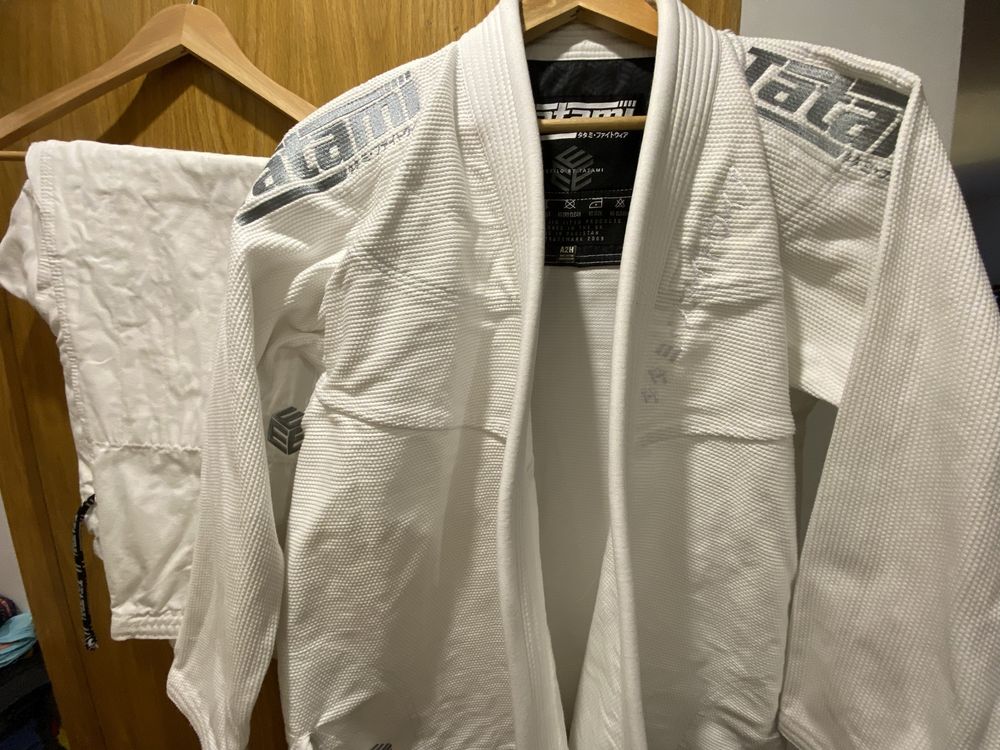 Vendo Kimonos de jiu jitsu