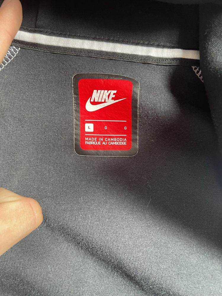 Зіпка Nike tech fleece