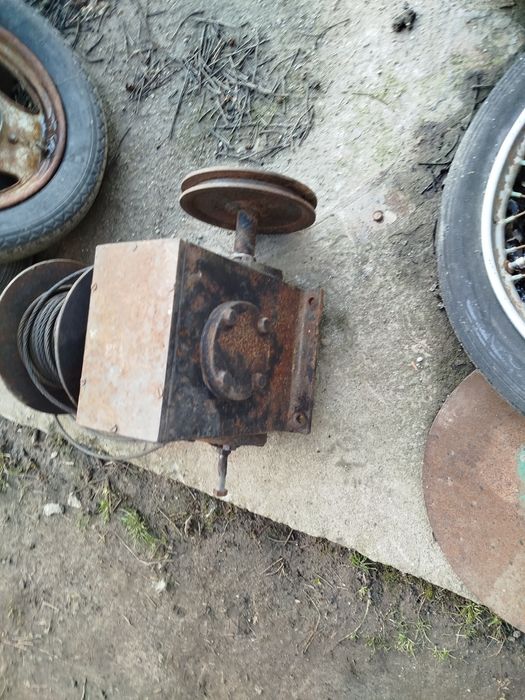 Przekładnia ślimakowa wyciągarka rozsiewacz rcw