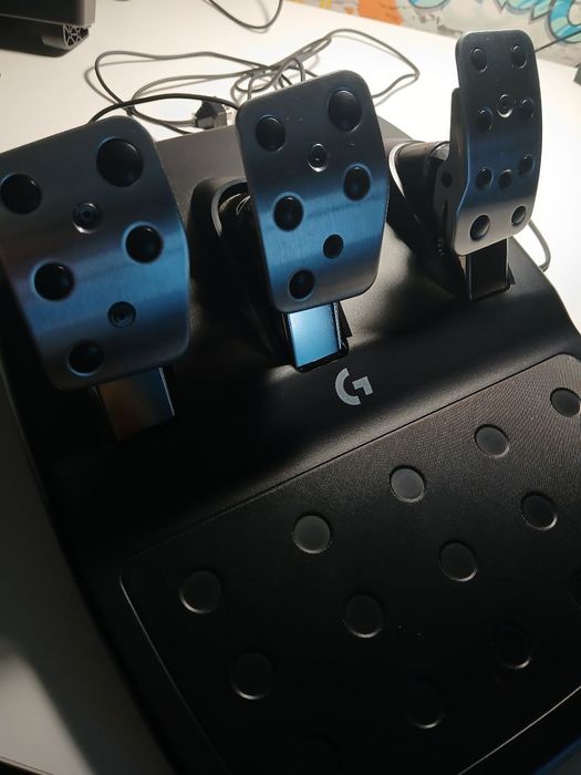 Кермо Logitech g923