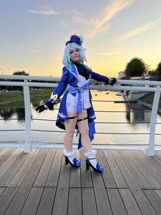 Продам костюм на Фурину с Геншина(цена модет быть договорной)